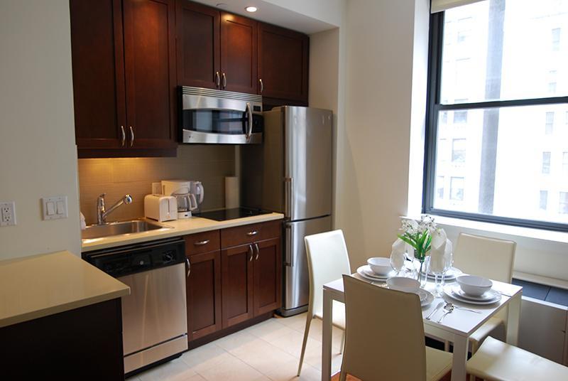 7th Avenue House #32077