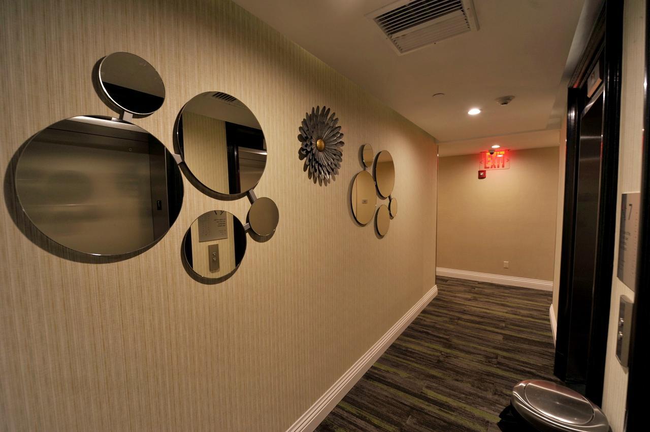 Hotel Wyndham Garden Fresh Meadows Flushing 3*