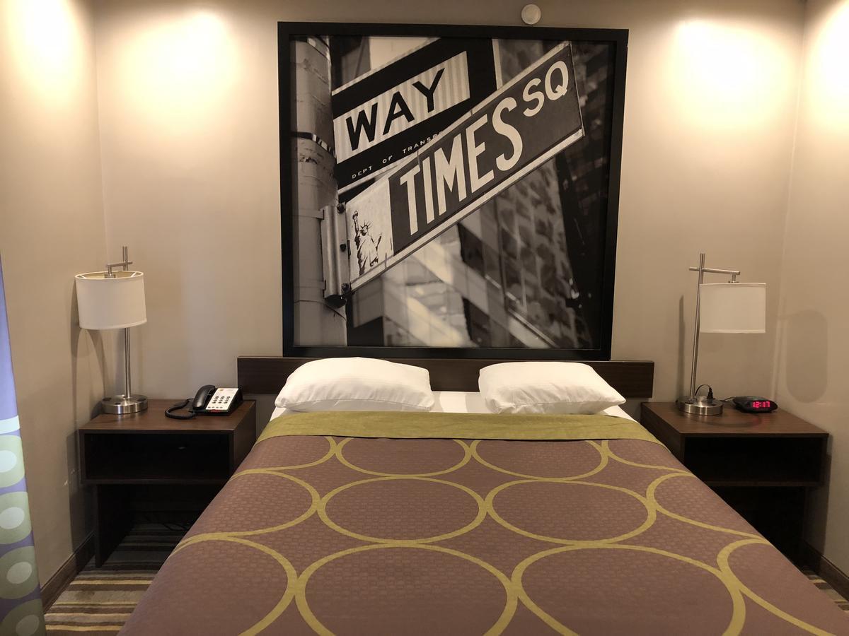 Super 8 By Wyndham Jamaica North Conduit 2* New York