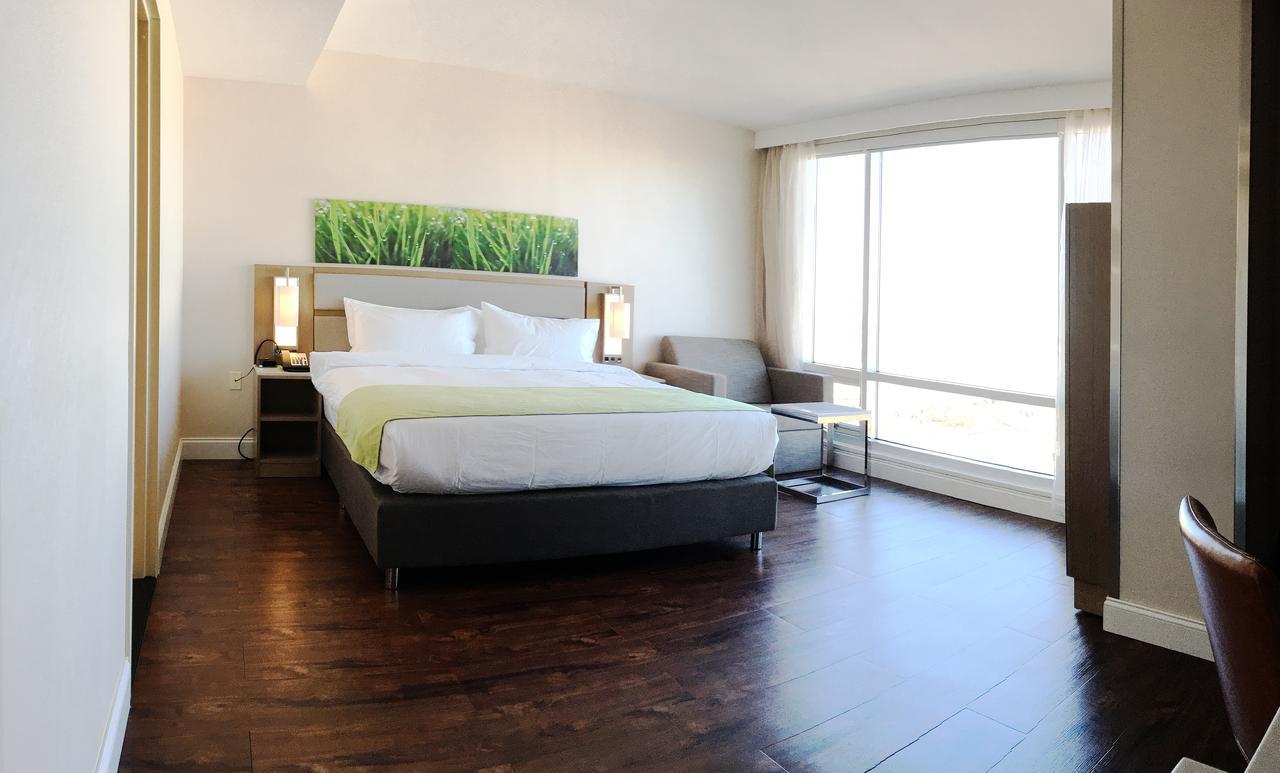 Wyndham Garden Fresh Meadows Flushing Hotel 3*