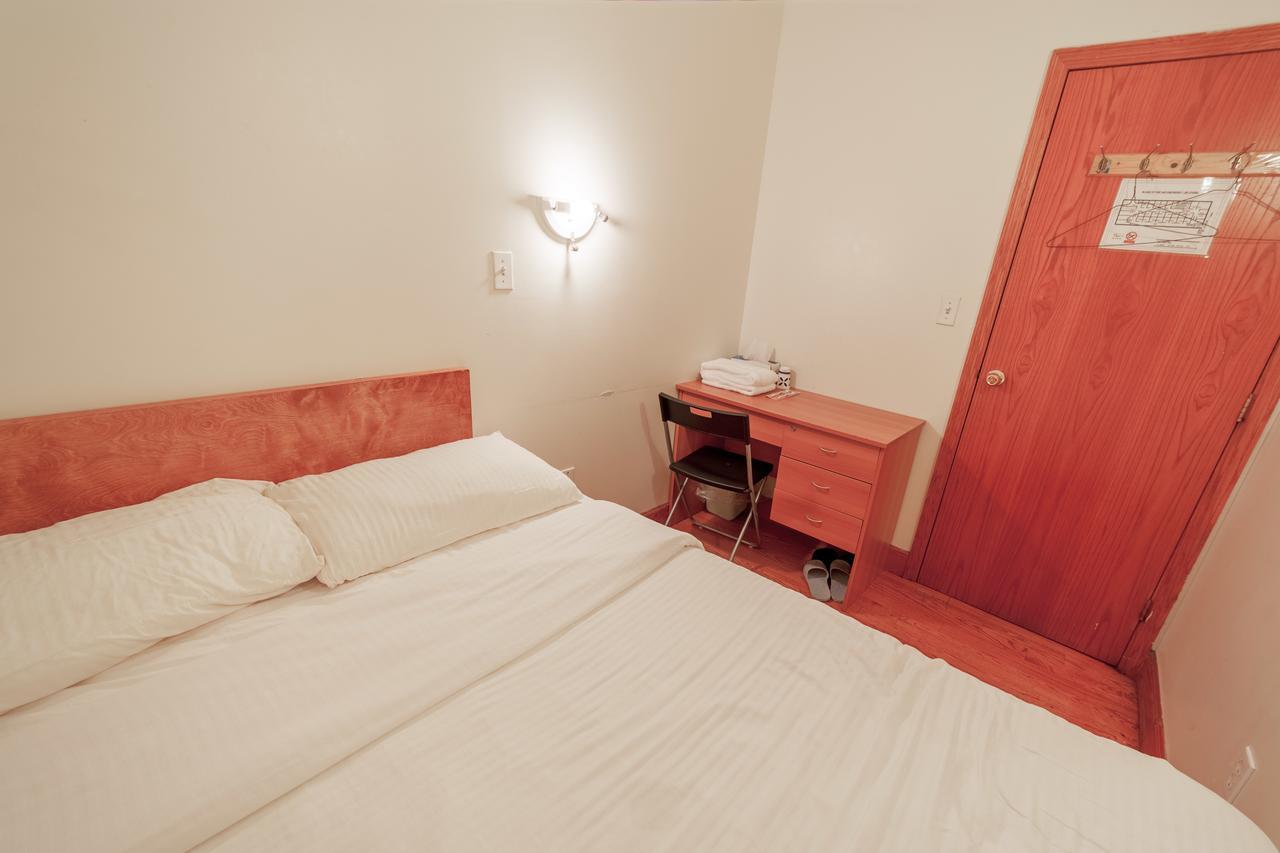 Hostel U.s. Pacific