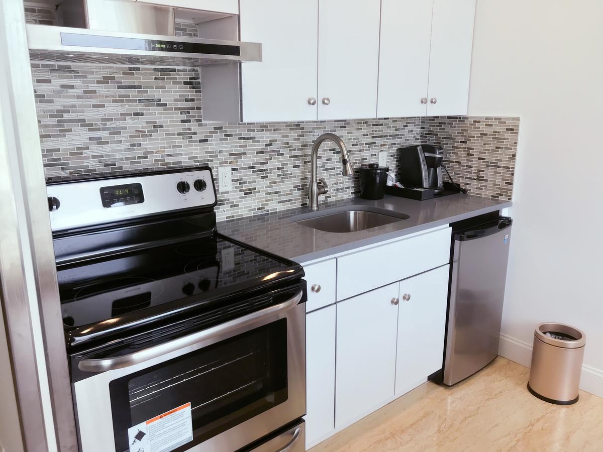 Wyndham Garden Fresh Meadows Flushing Hotel 3*