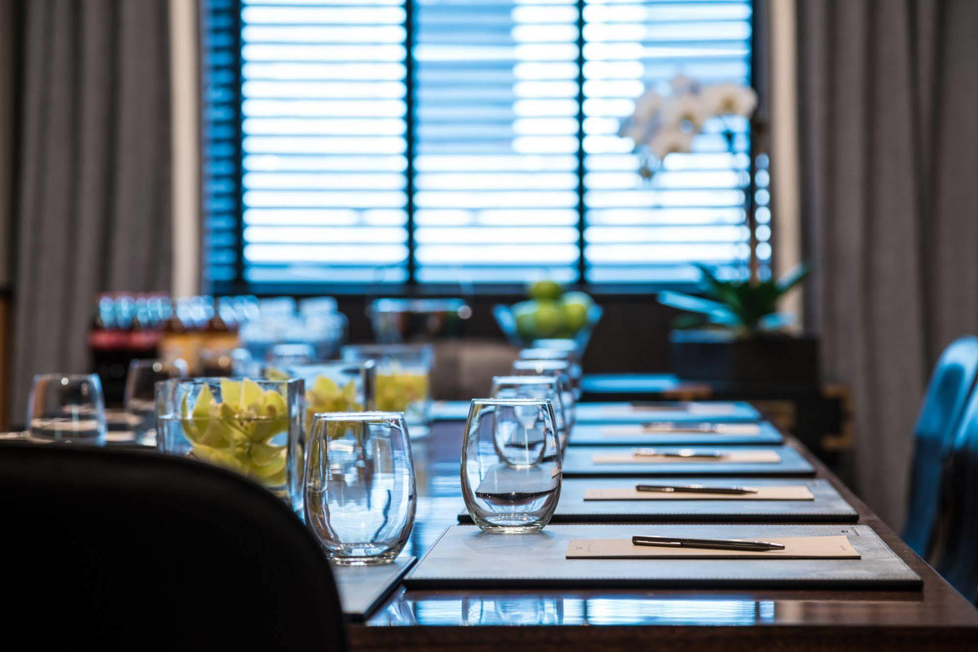 Gild Hall, A Thompson Hotel, By Hyatt 4*