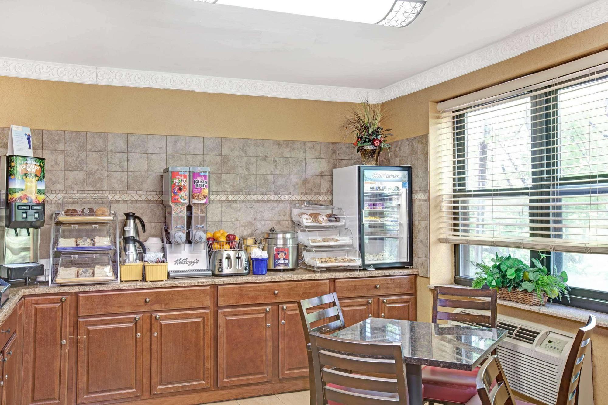 Days Inn Brooklyn 2*