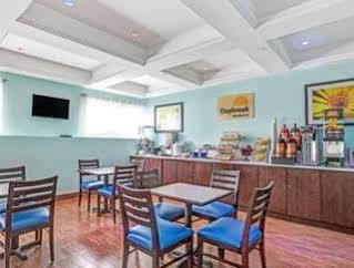 Days & By Wyndham Ozone Park/jfk Airport Hotel 2*