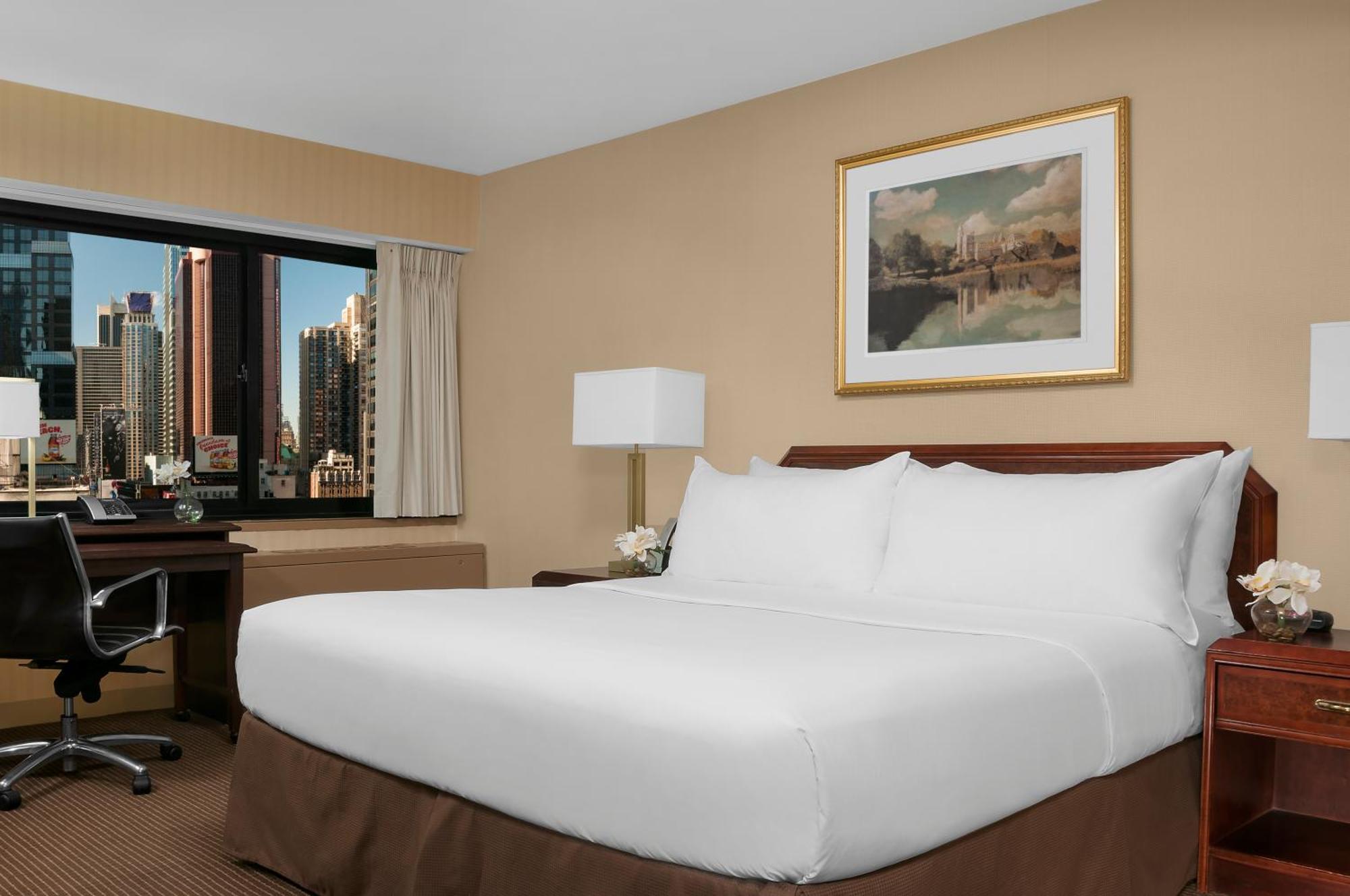The Manhattan At Times Square 4*