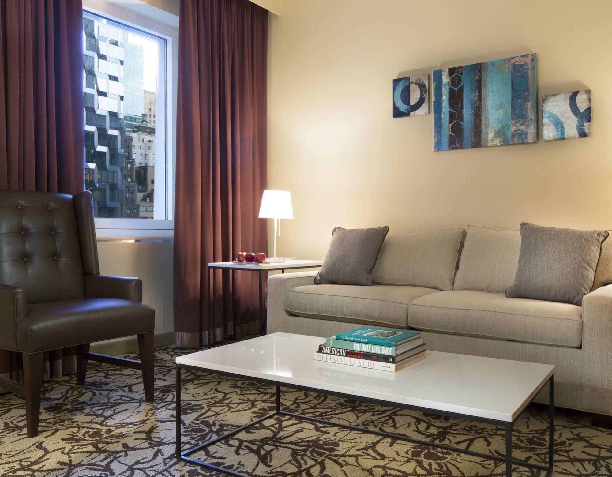 Cassa Ny 45th Street Hotel