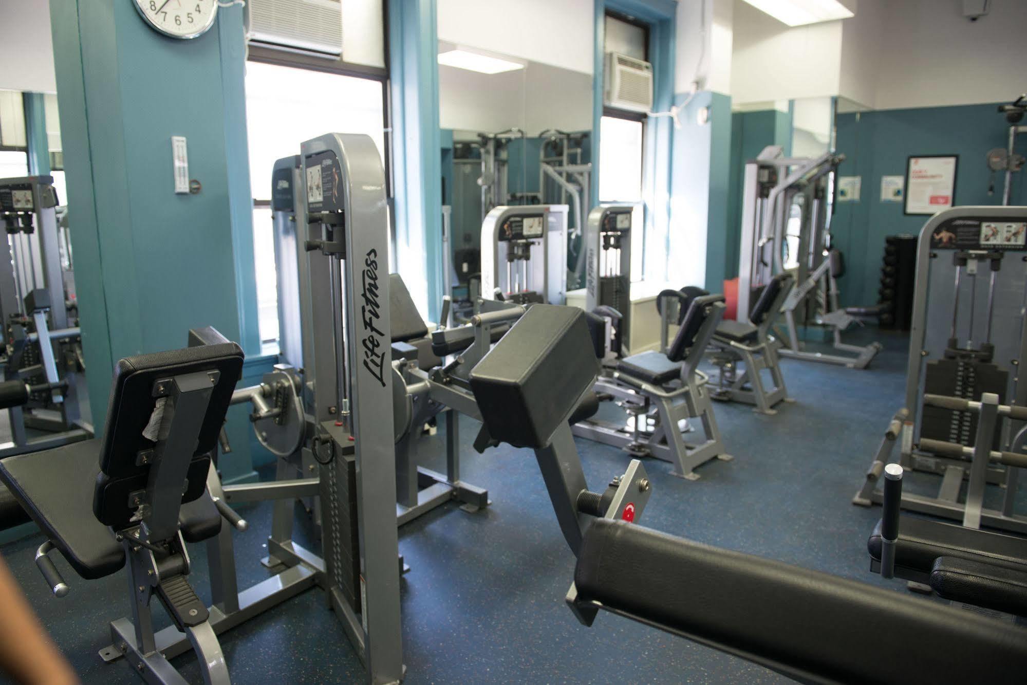 Greenpoint Ymca Brooklyn * New York