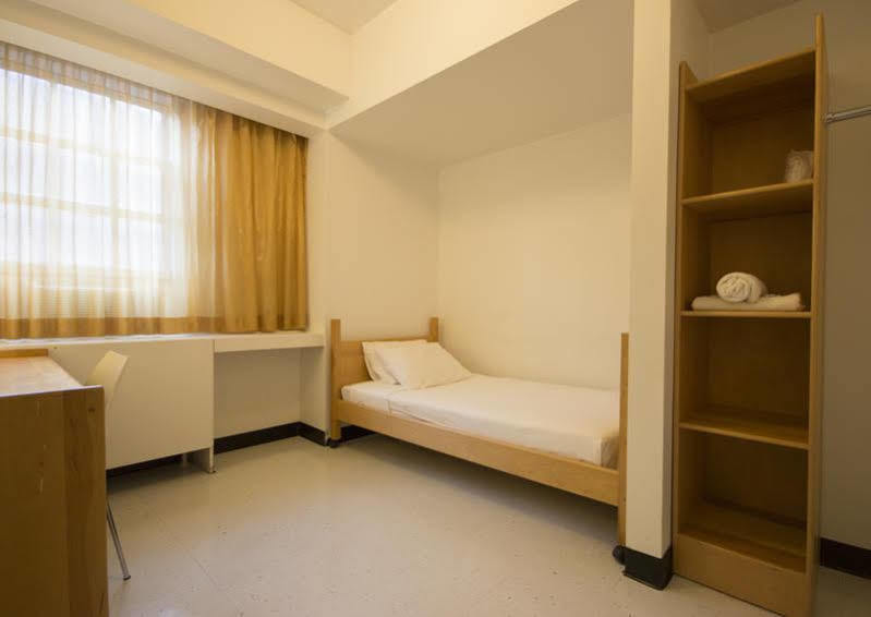 Hostel West Side Ymca *