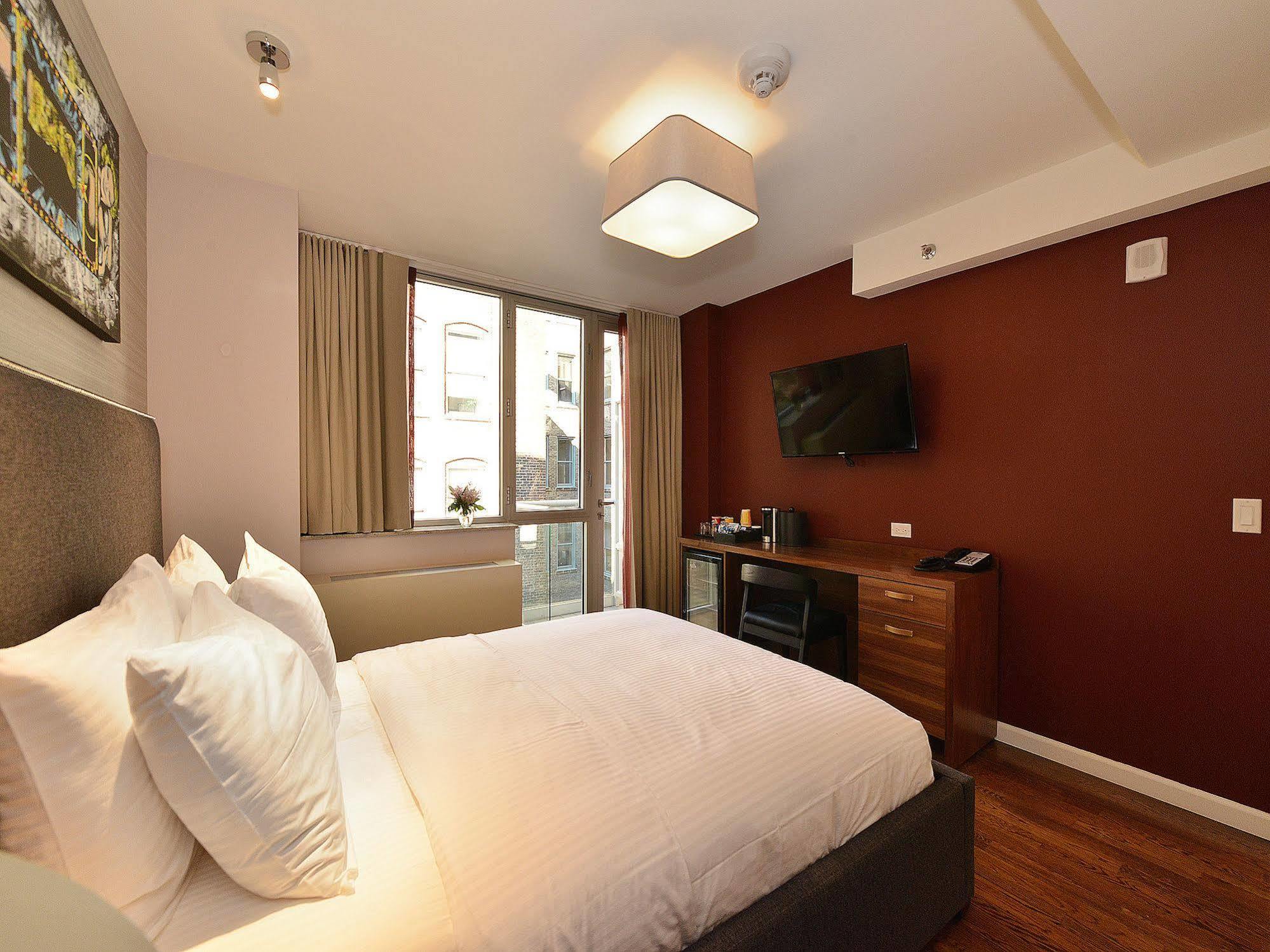 Hotel 32 32 New York