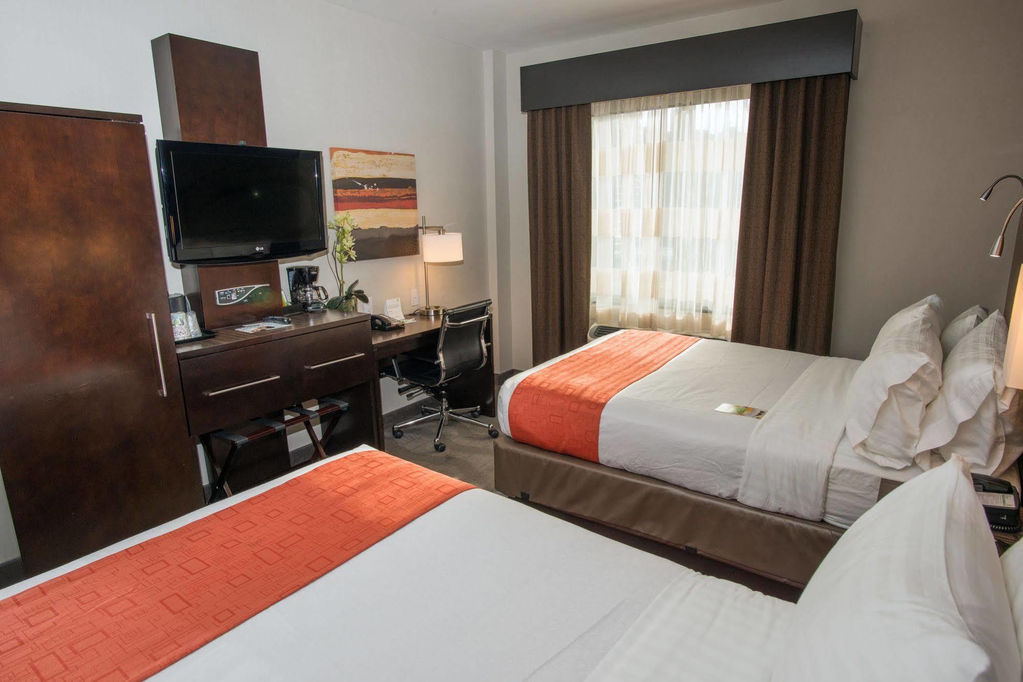 Lower East Side By Ihg 4*