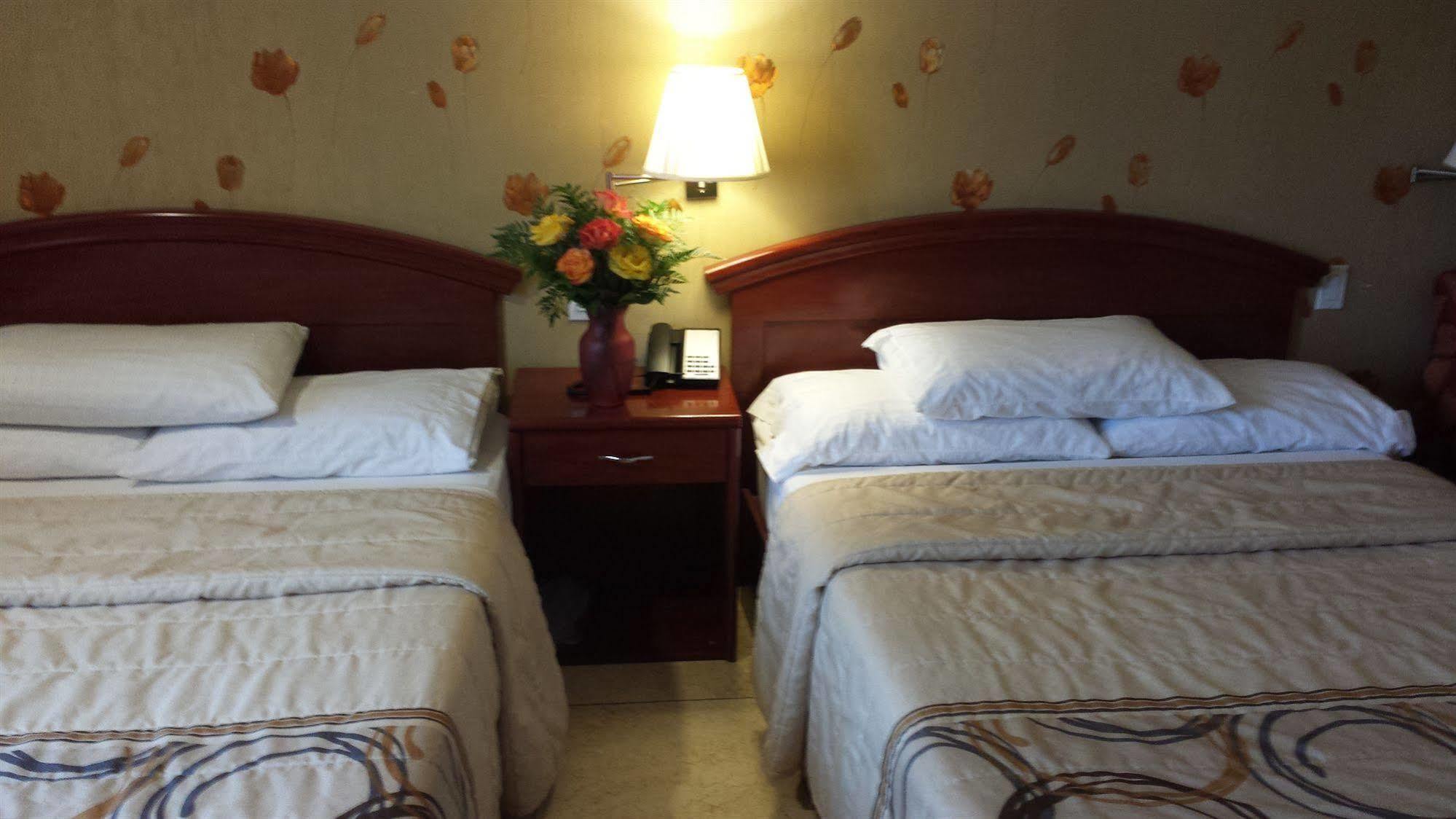 Hotel Knights Brooklyn Sunset Park