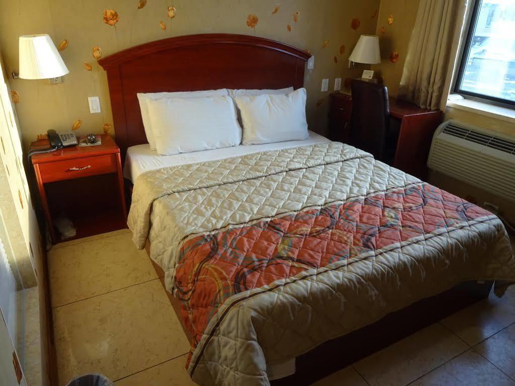 Knights Brooklyn Sunset Park Hotel