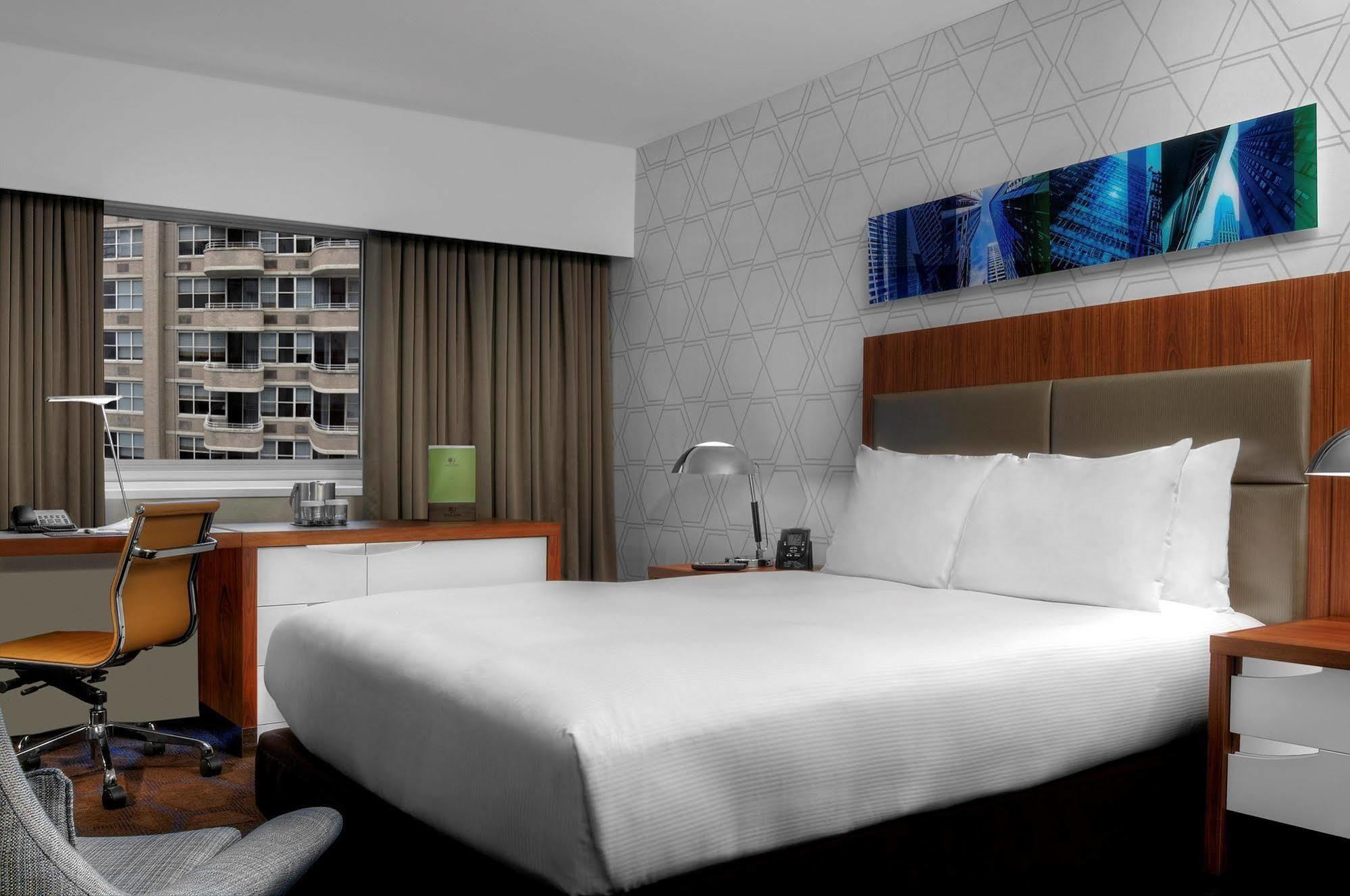 Doubletree By Hilton Metropolitan