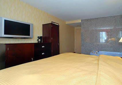 Hotel Lex View At Jfk Airport