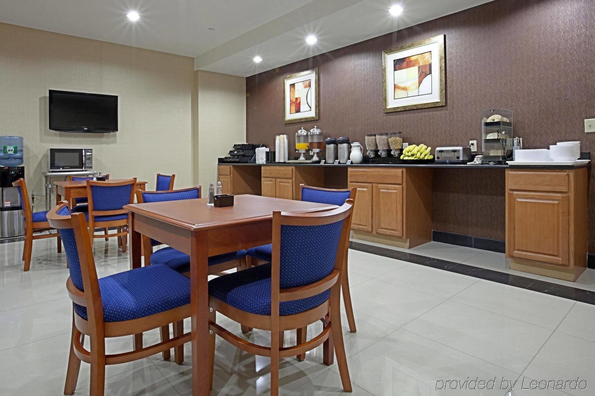 Americas Value Brooklyn 2*