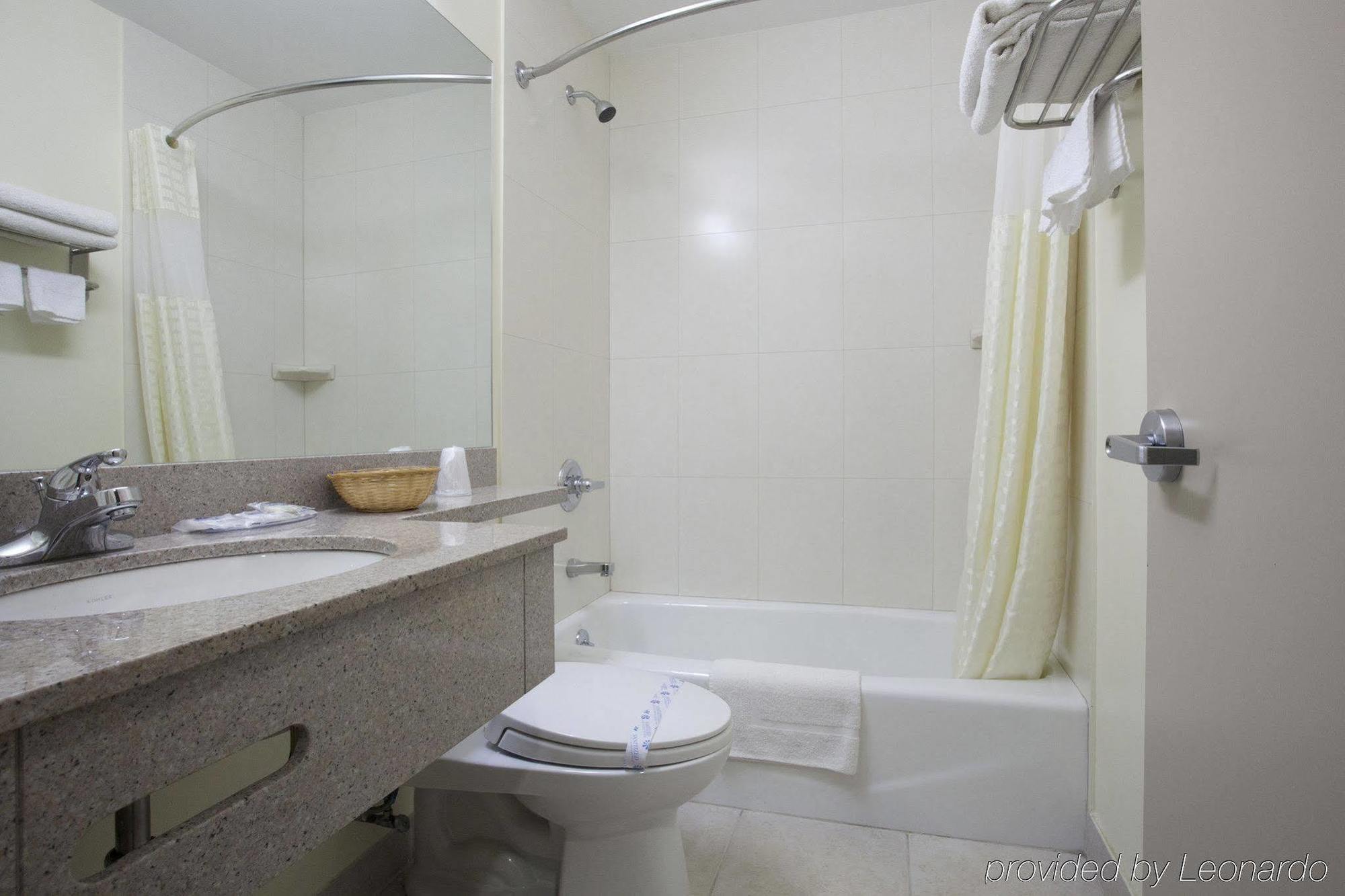 Americas Value Brooklyn