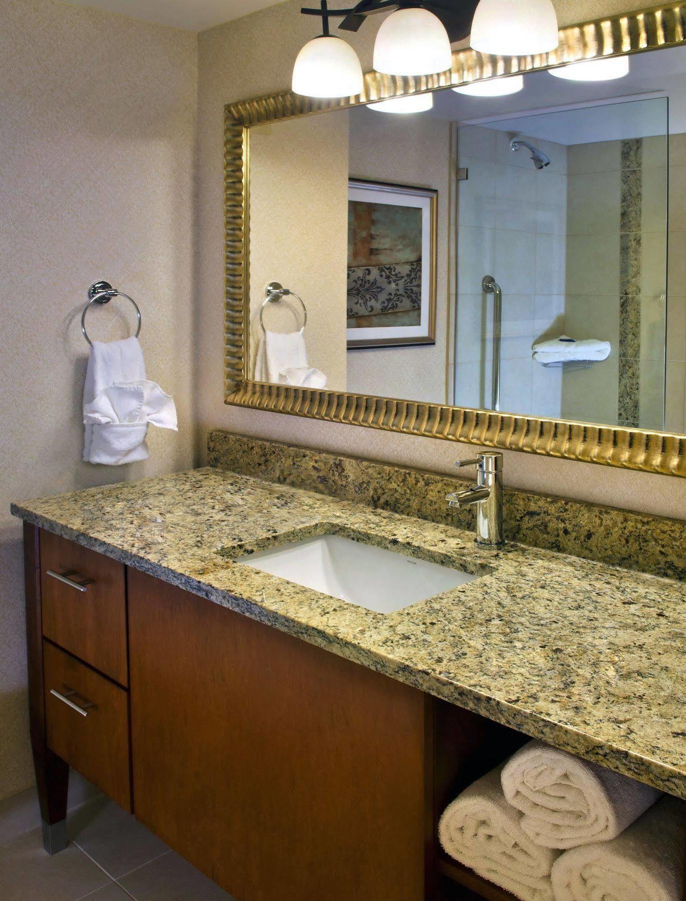 Hilton Jfk Airport 3*