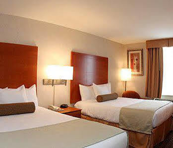 Hotel Western Jfk Airport 3*
