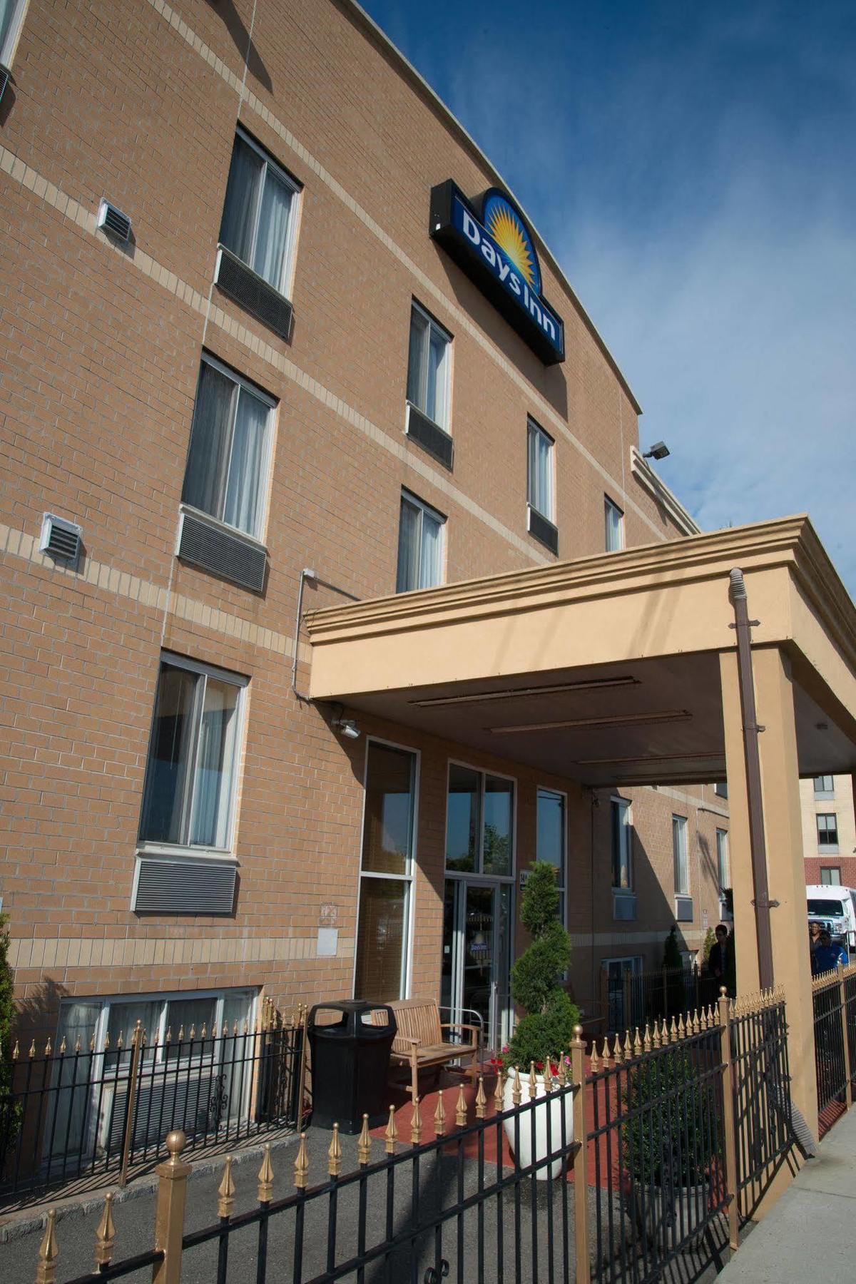 Hotel Days By Wyndham Jamaica / Jfk Airport New York