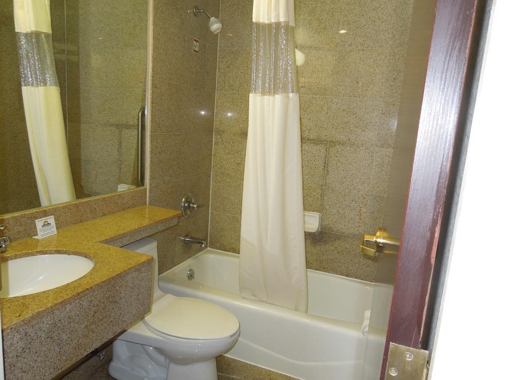 Days By Wyndham Jamaica / Jfk Airport Hotel 3*