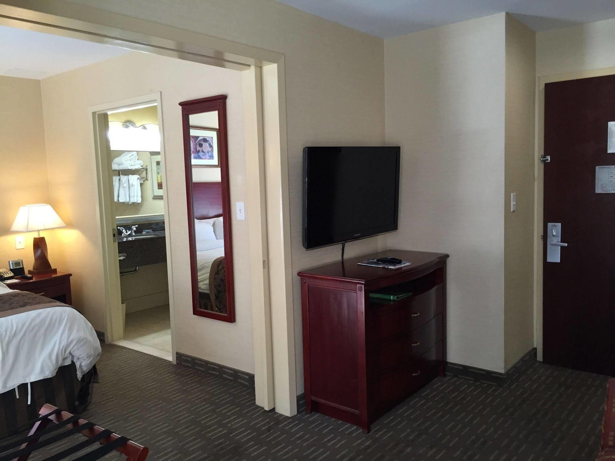Hotel Wingate By Wyndham Manhattan Midtown 3*