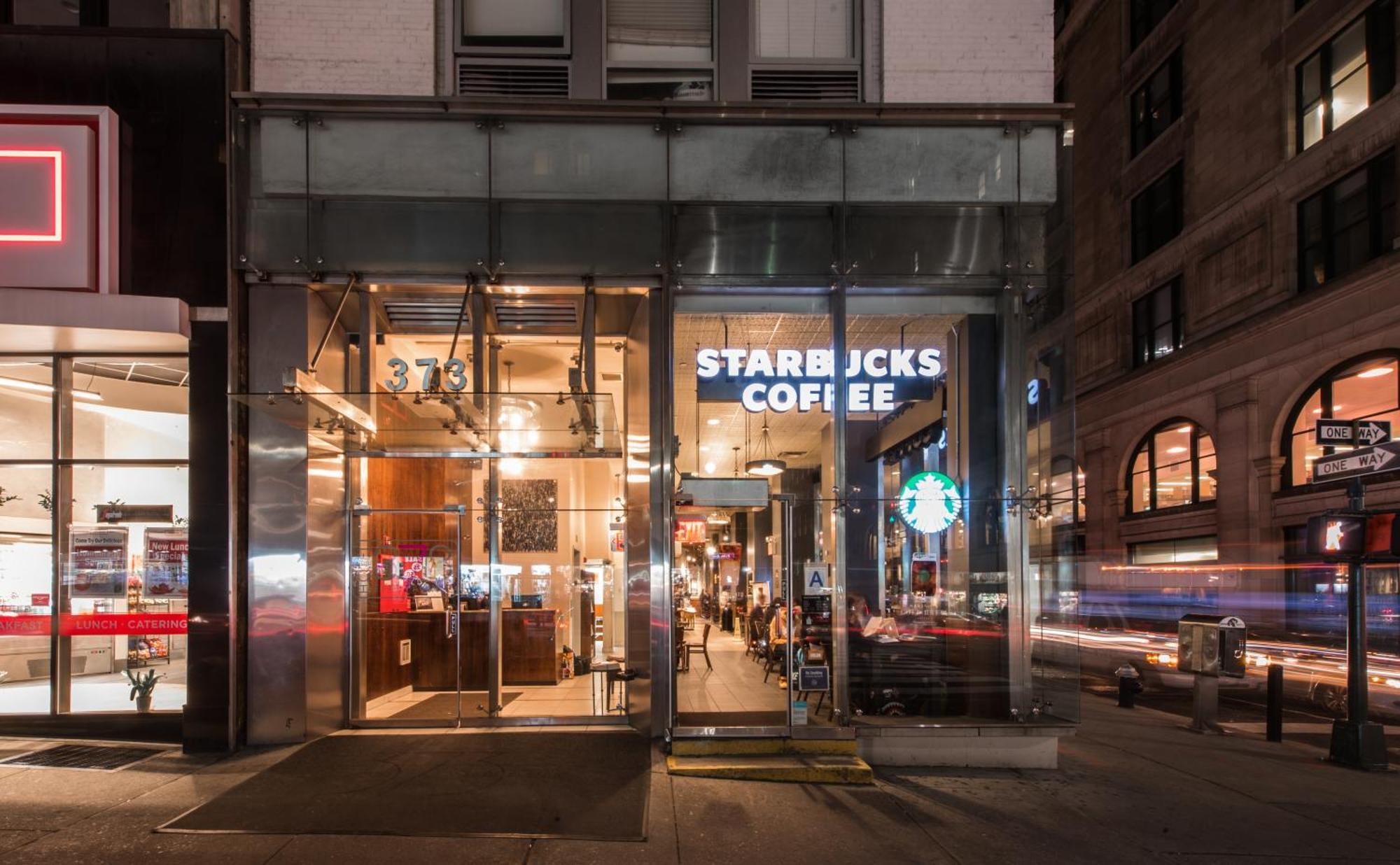 U Fifth Avenue, Empire State Building