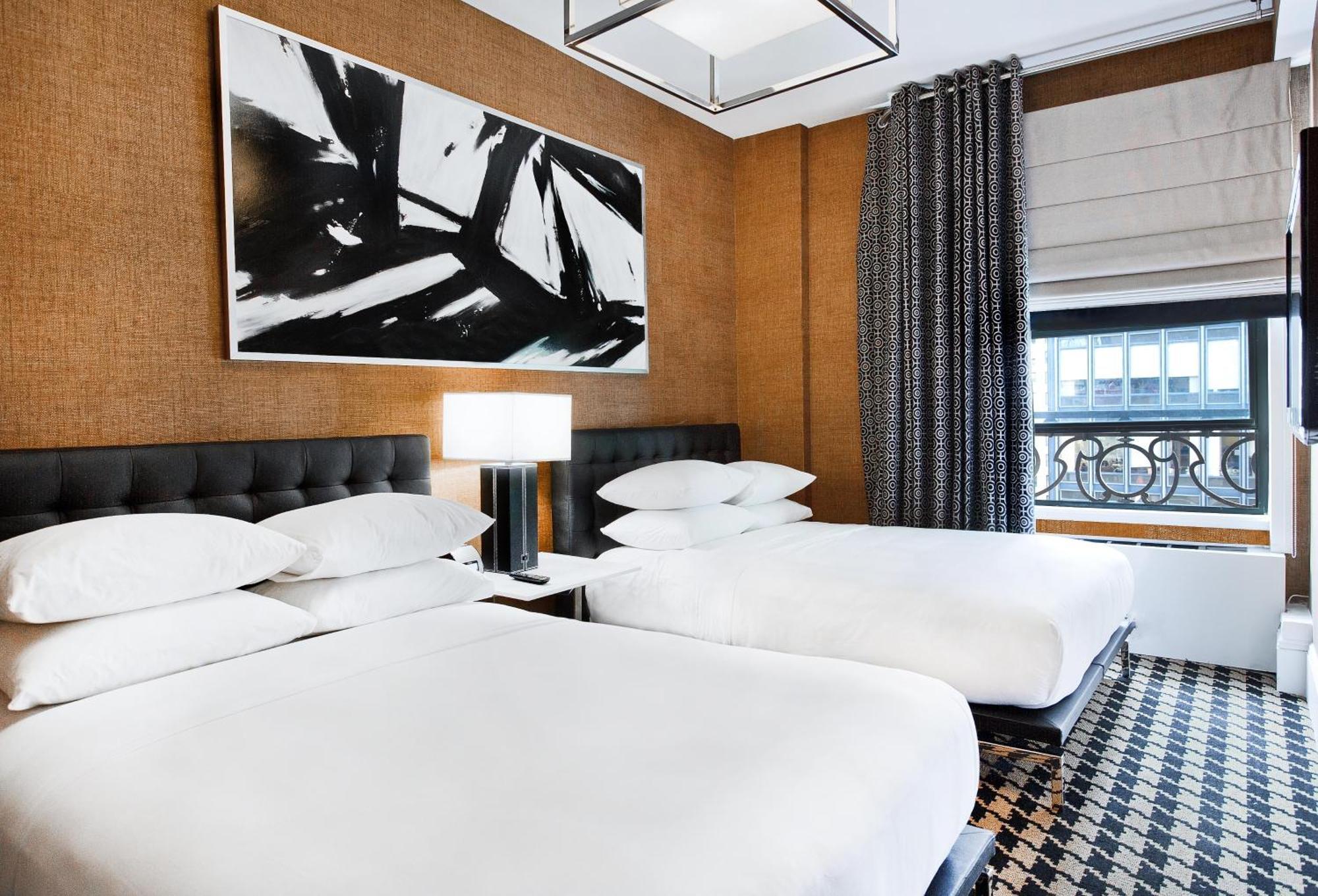 Ameritania At Times Square 4*