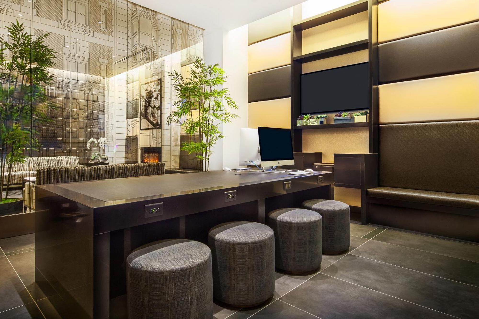 Hotel The At Fifth Avenue