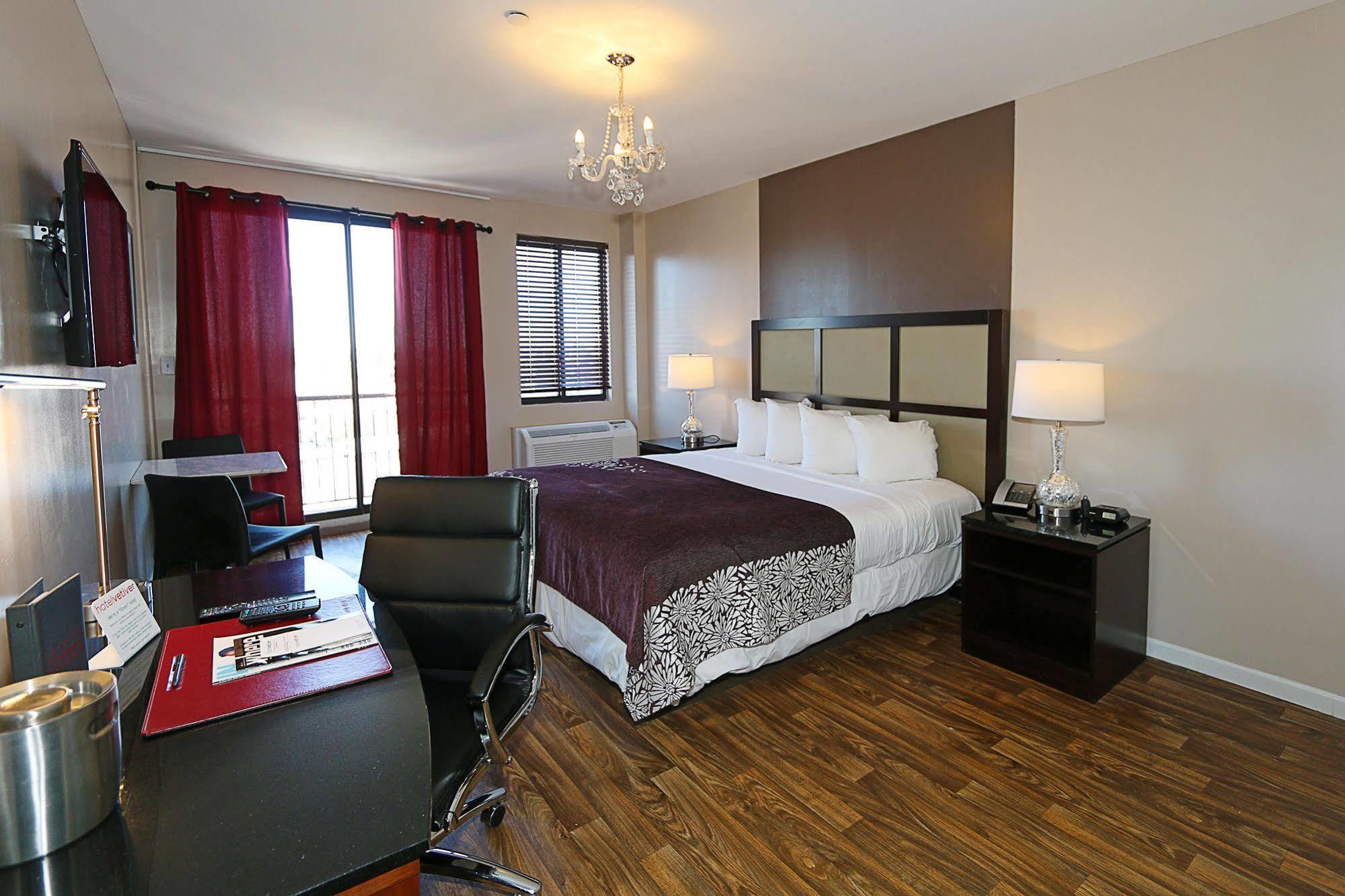 Vetiver / Manhattan Skyline