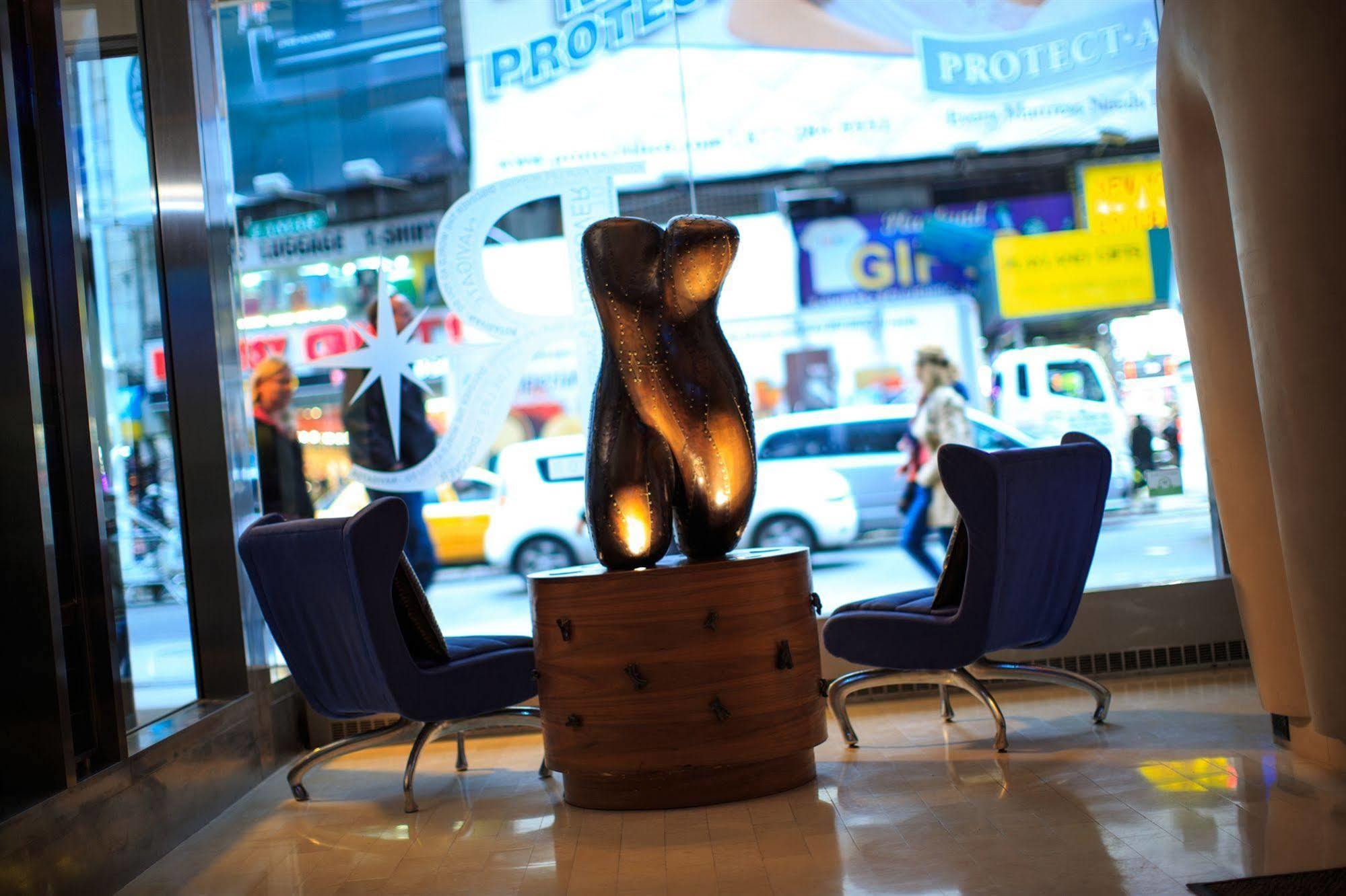 Renaissance Times Square By Marriott Hotel New York