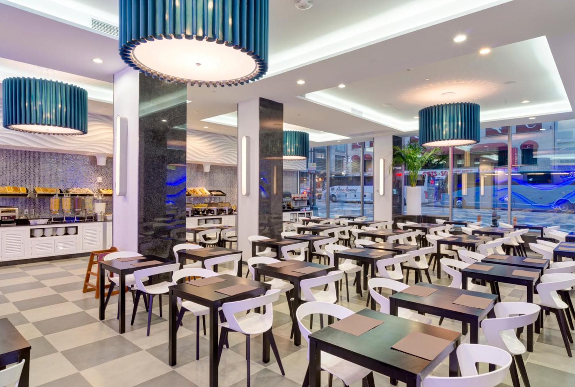 Riu Plaza Times Square Hotel 4*