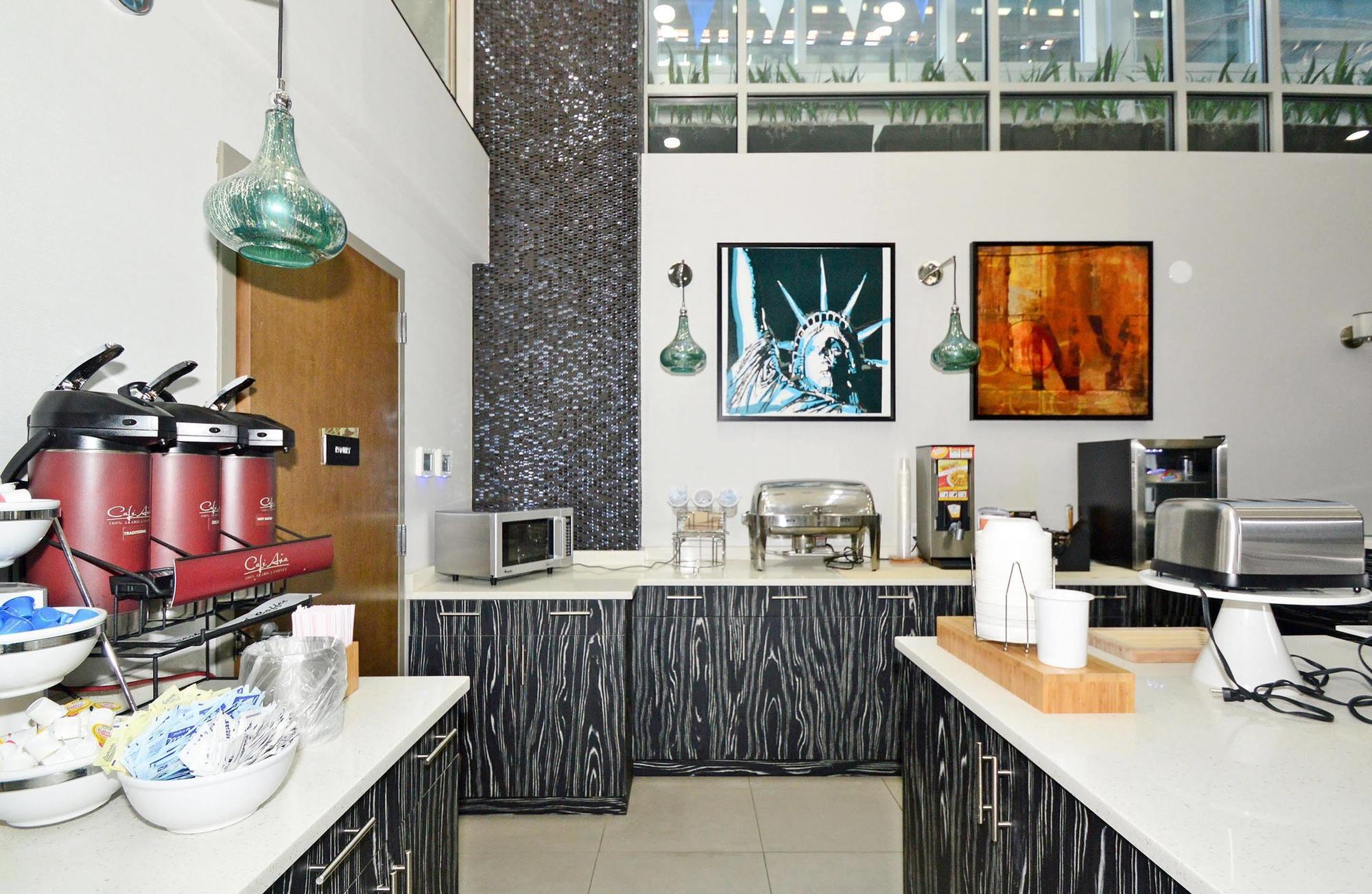 Best Western Plus Laguardia Airport 3* New York