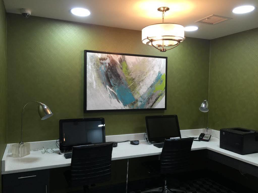 Best Western Plus Laguardia Airport Hotel New York