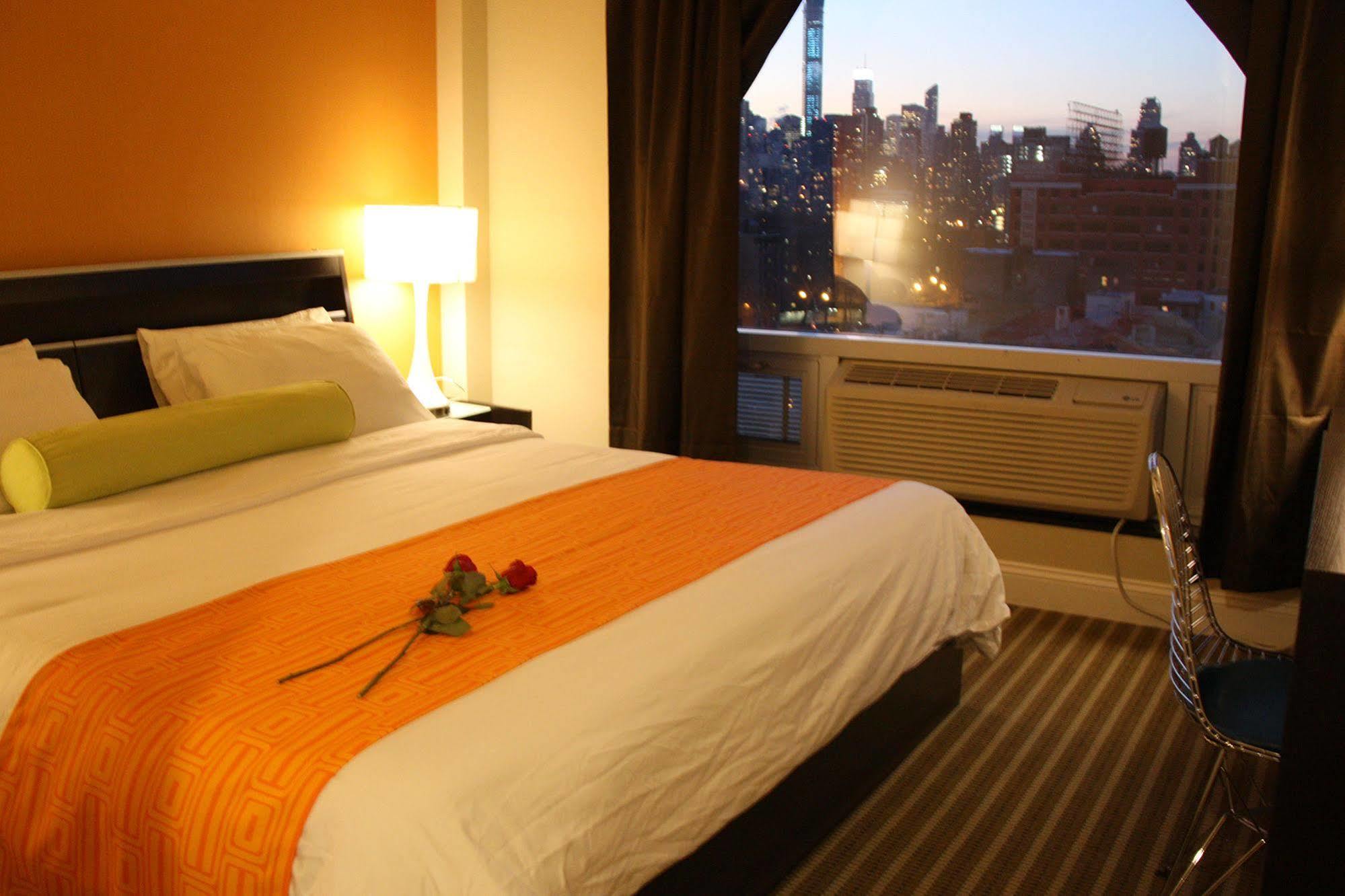 Romana - Nyc 2*