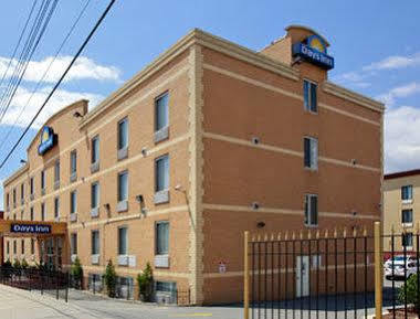 Days & By Wyndham Jamaica Jfk Airport New York