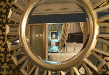 Hotel Carlton Hotel, Autograph Collection 4*