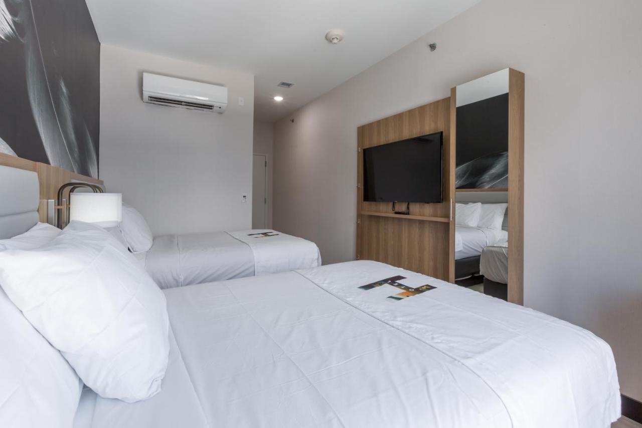 Ninety Five - Jfk Airport 3* New York