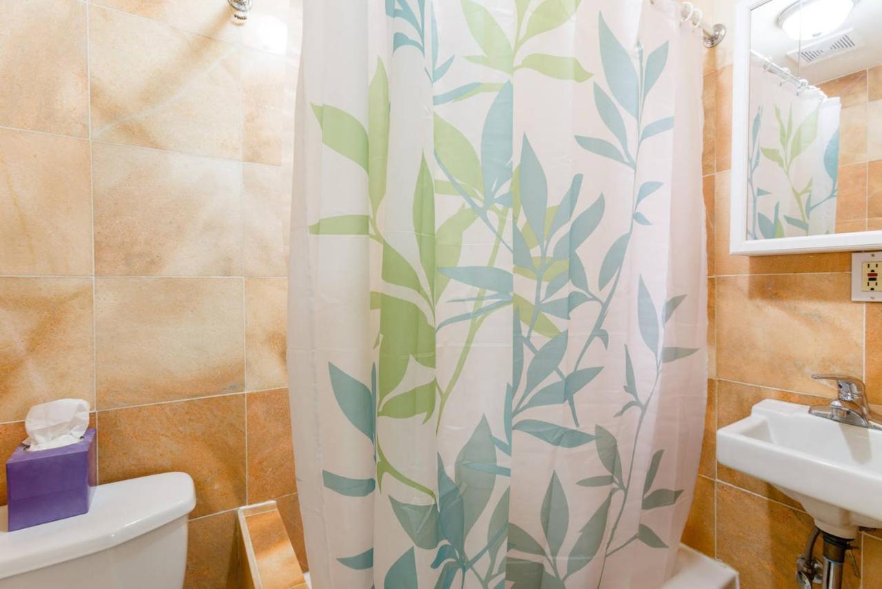 Apartment Bright 2br 2ba Overlooking The Park *