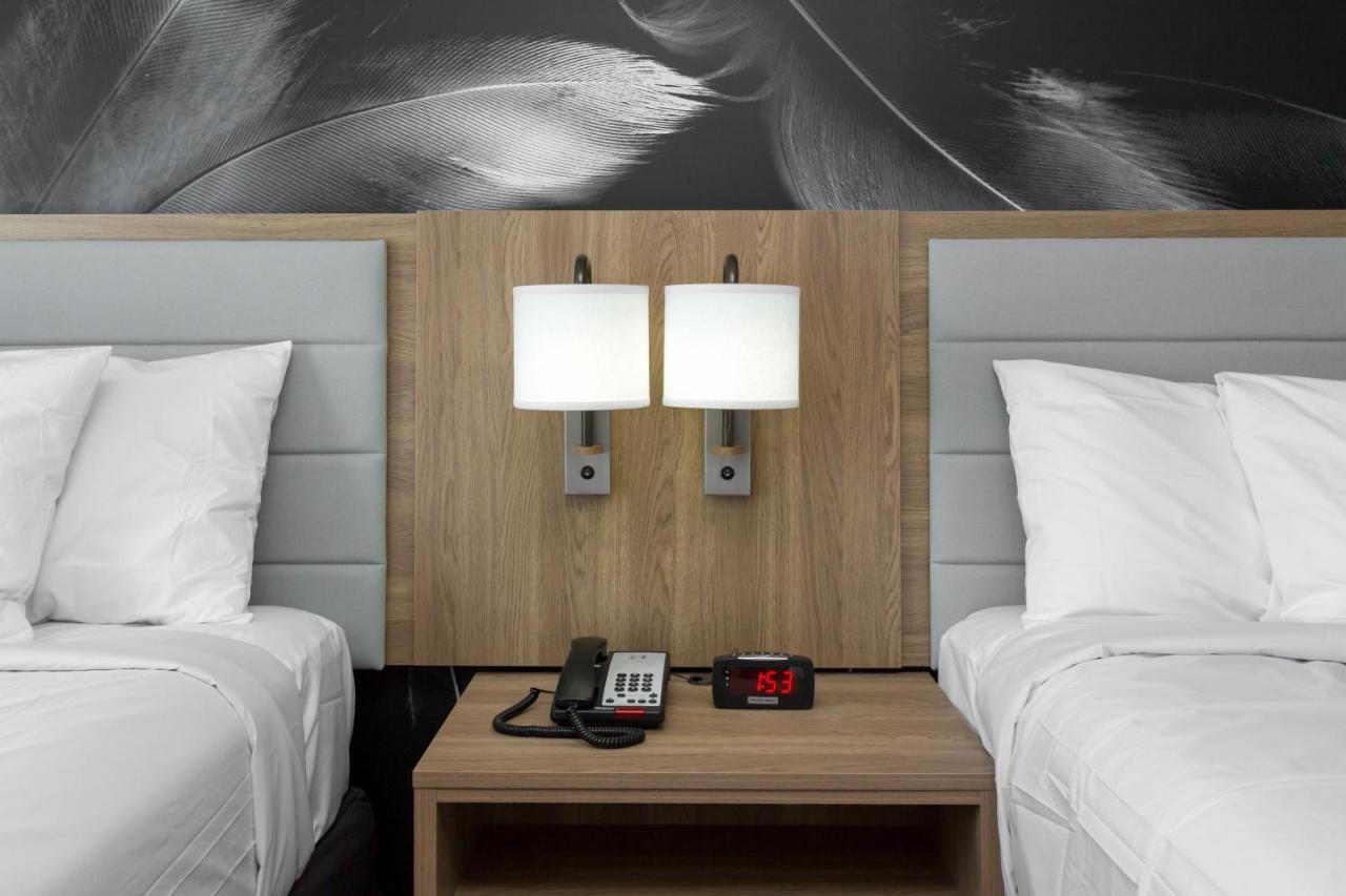 Ninety Five - Jfk Airport New York