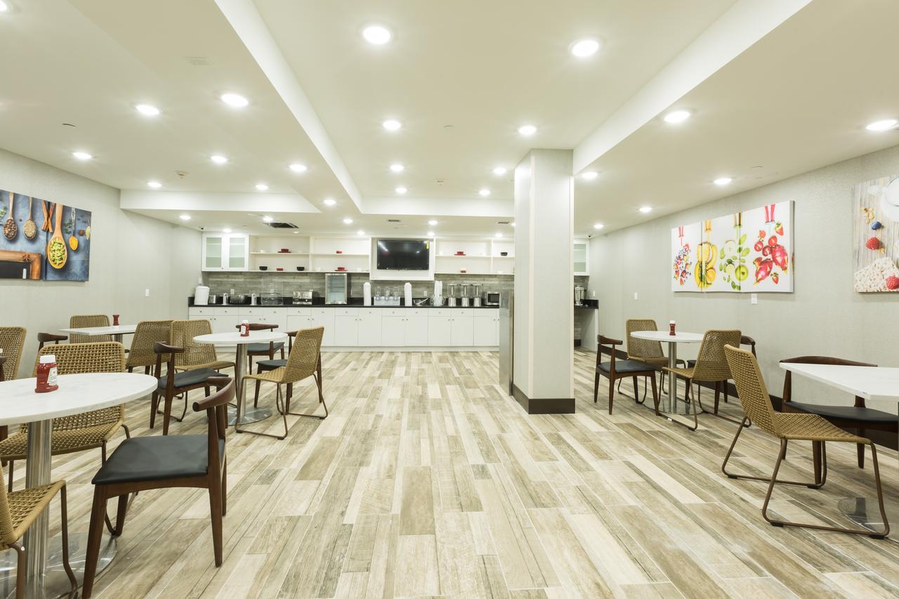 Ninety Five - Jfk Airport 3*