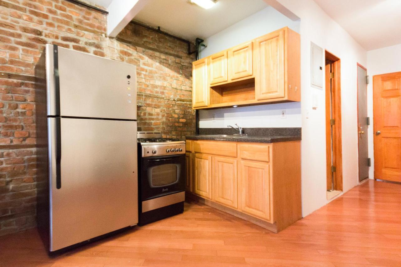 3bdr/2bath On Times Square Apartment *