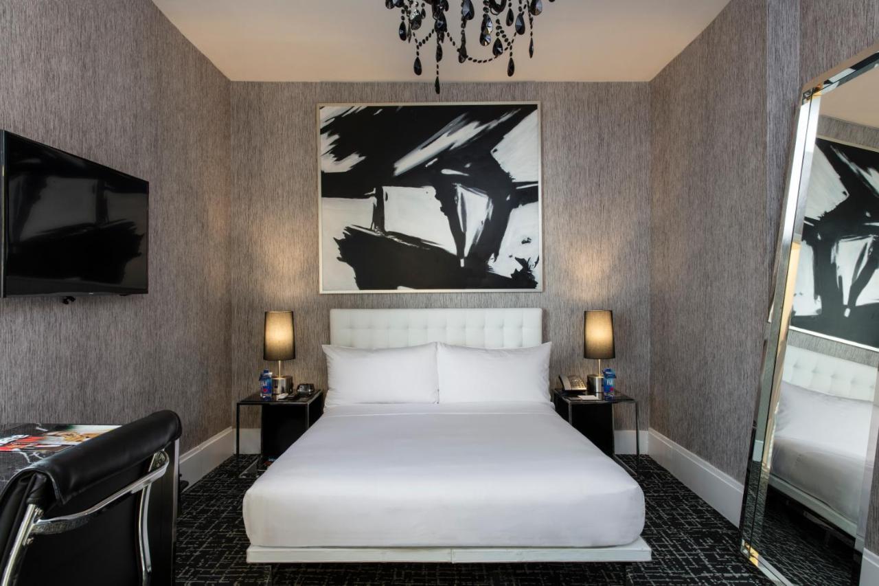 Hotel Square At Times Square