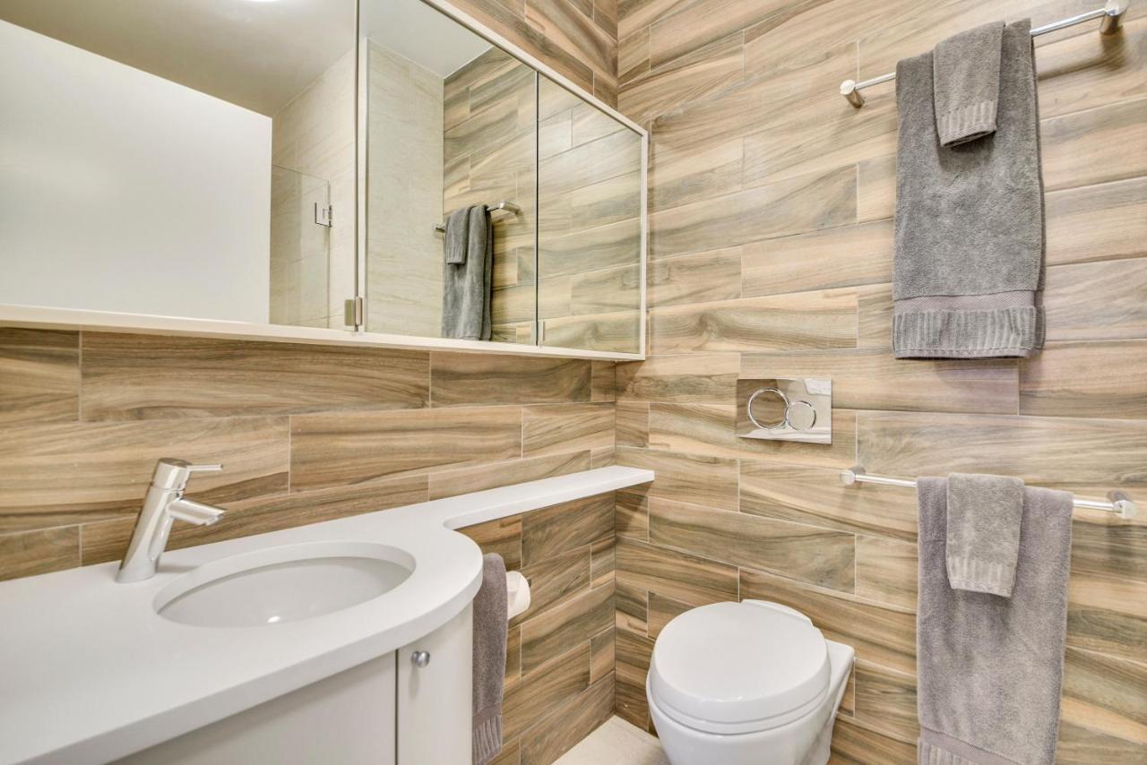 Gramercy Townhouse Apartment *