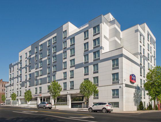 Hotel Springhill By Marriott Laguardia Airport