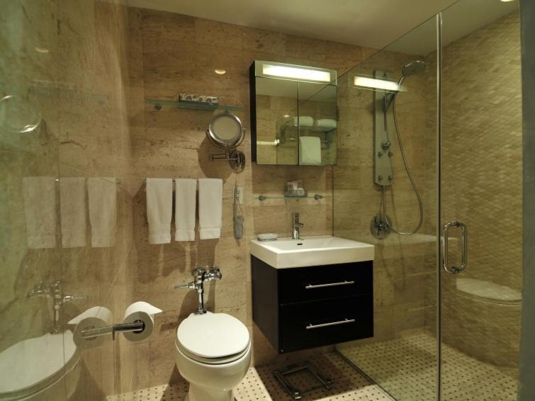 Sleeps 6 Air Con Wifi New York