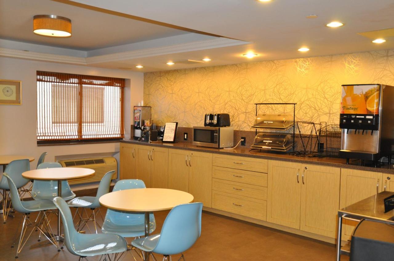 Ramada By Wyndham Staten Island