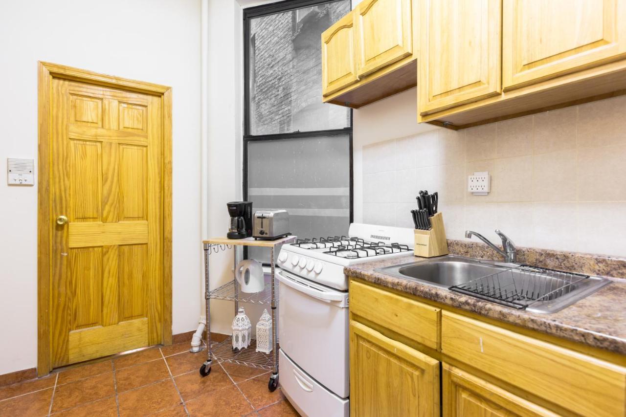 Apartment Spacious Apt Close To 9th Avenue