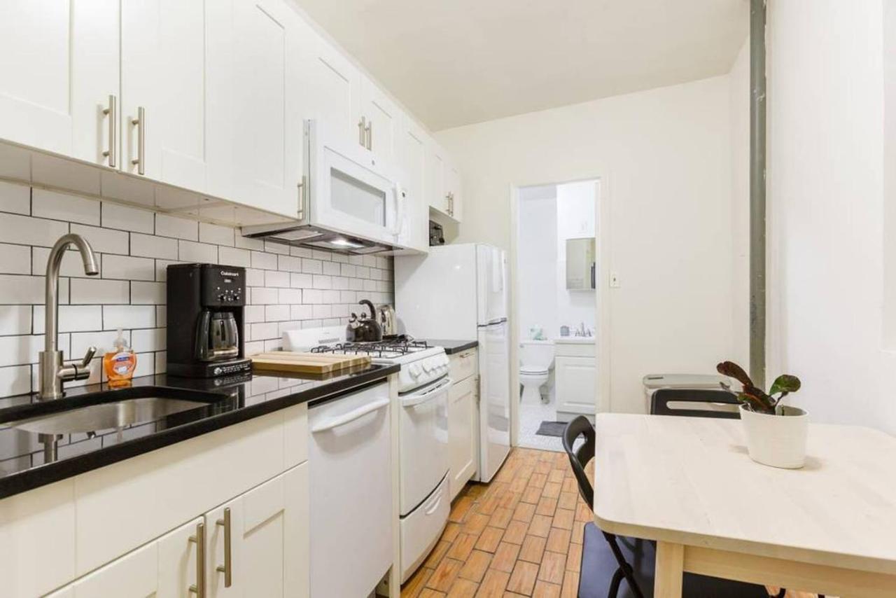 Cozy 1br Pad, Prime Les Location! Apartment New York