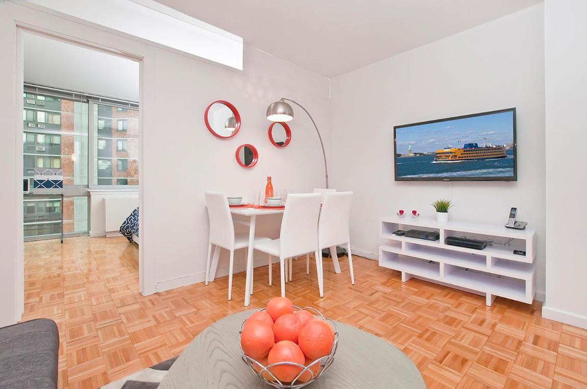 Luxurious 2 Bed Doorman Apt At Uws Apts